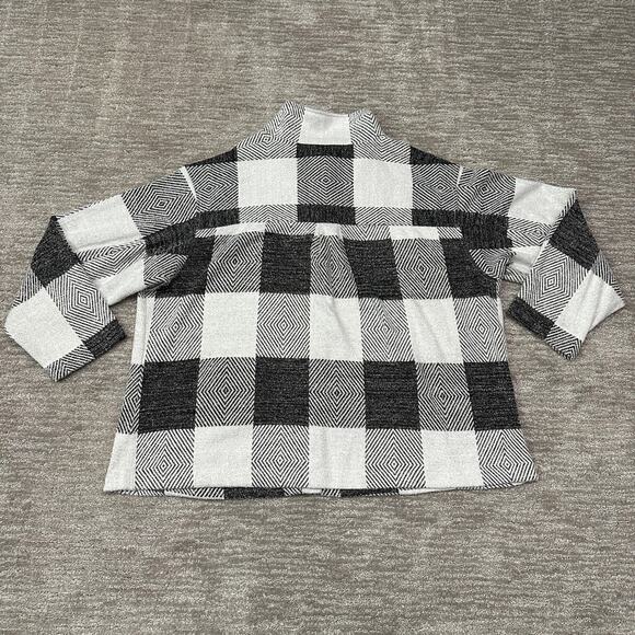 CJ Banks Jacket Womens 3X Black White Plaid Fuzzy Cozy Button - Picture 5 of 12